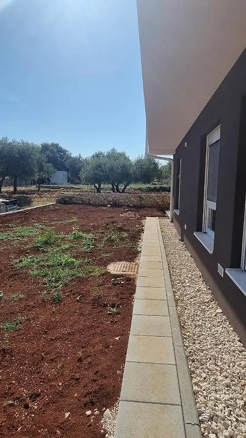 Apartman Rebecca Peroj 0*,