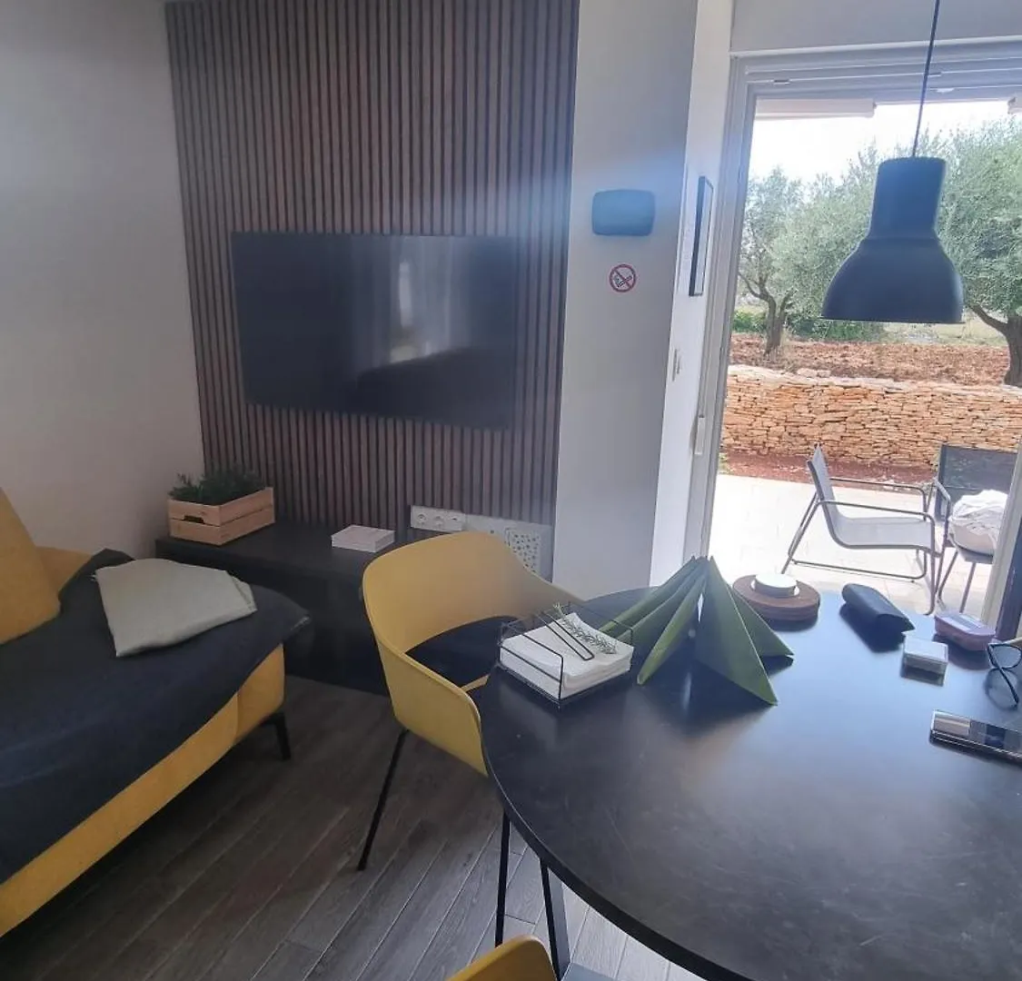 Apartment Apartman Rebecca Peroj Croatia
